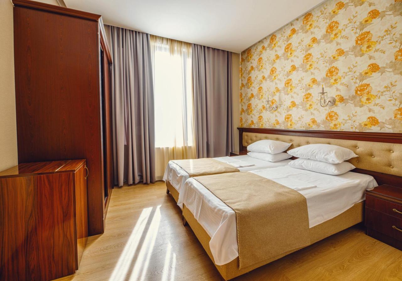 Park Hotel Tskaltubo - Balneo Resort Kültér fotó