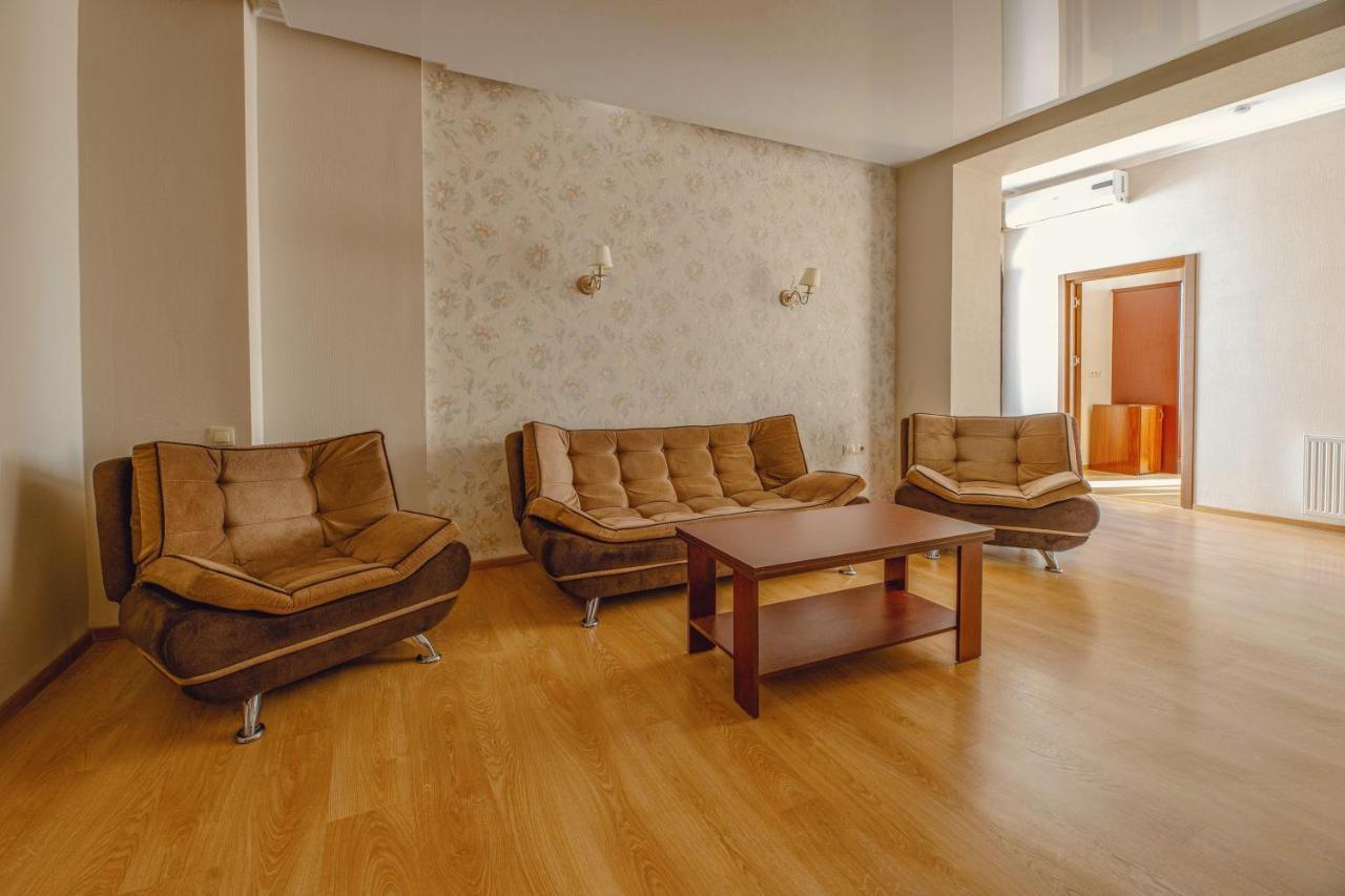 Park Hotel Tskaltubo - Balneo Resort Kültér fotó