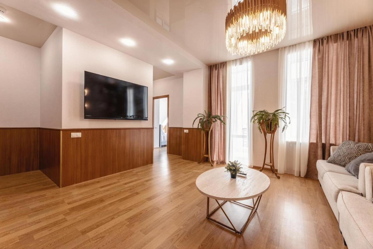 Park Hotel Tskaltubo - Balneo Resort Kültér fotó