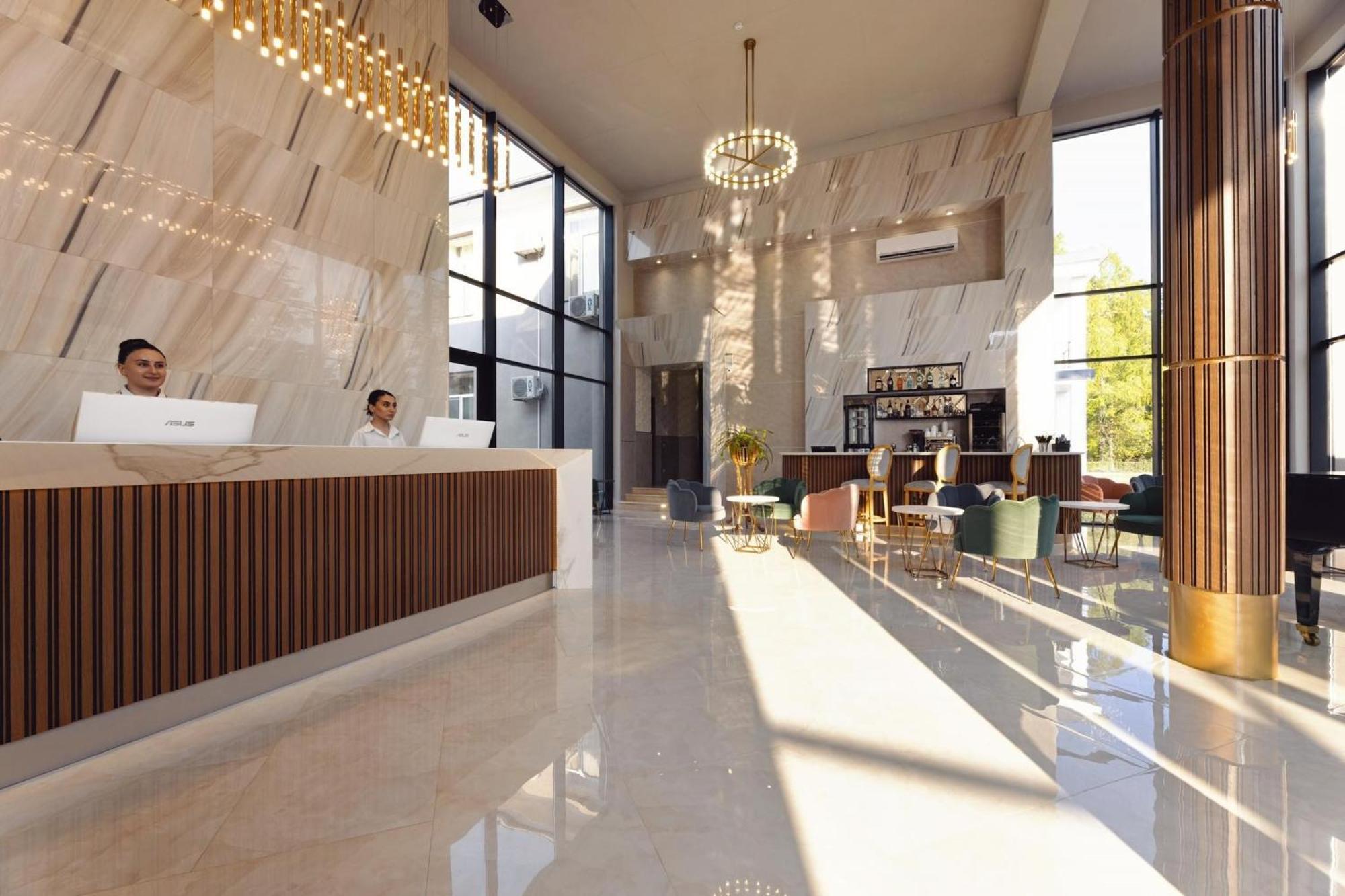 Park Hotel Tskaltubo - Balneo Resort Kültér fotó
