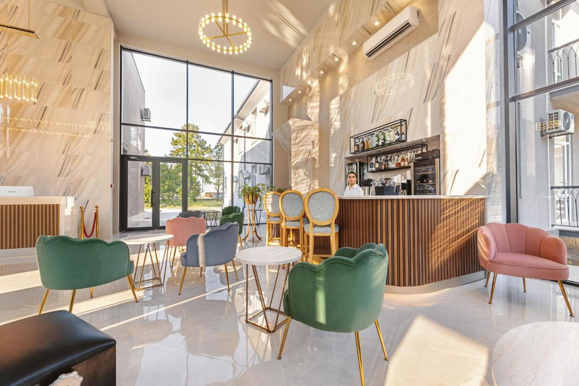 Park Hotel Tskaltubo - Balneo Resort Kültér fotó